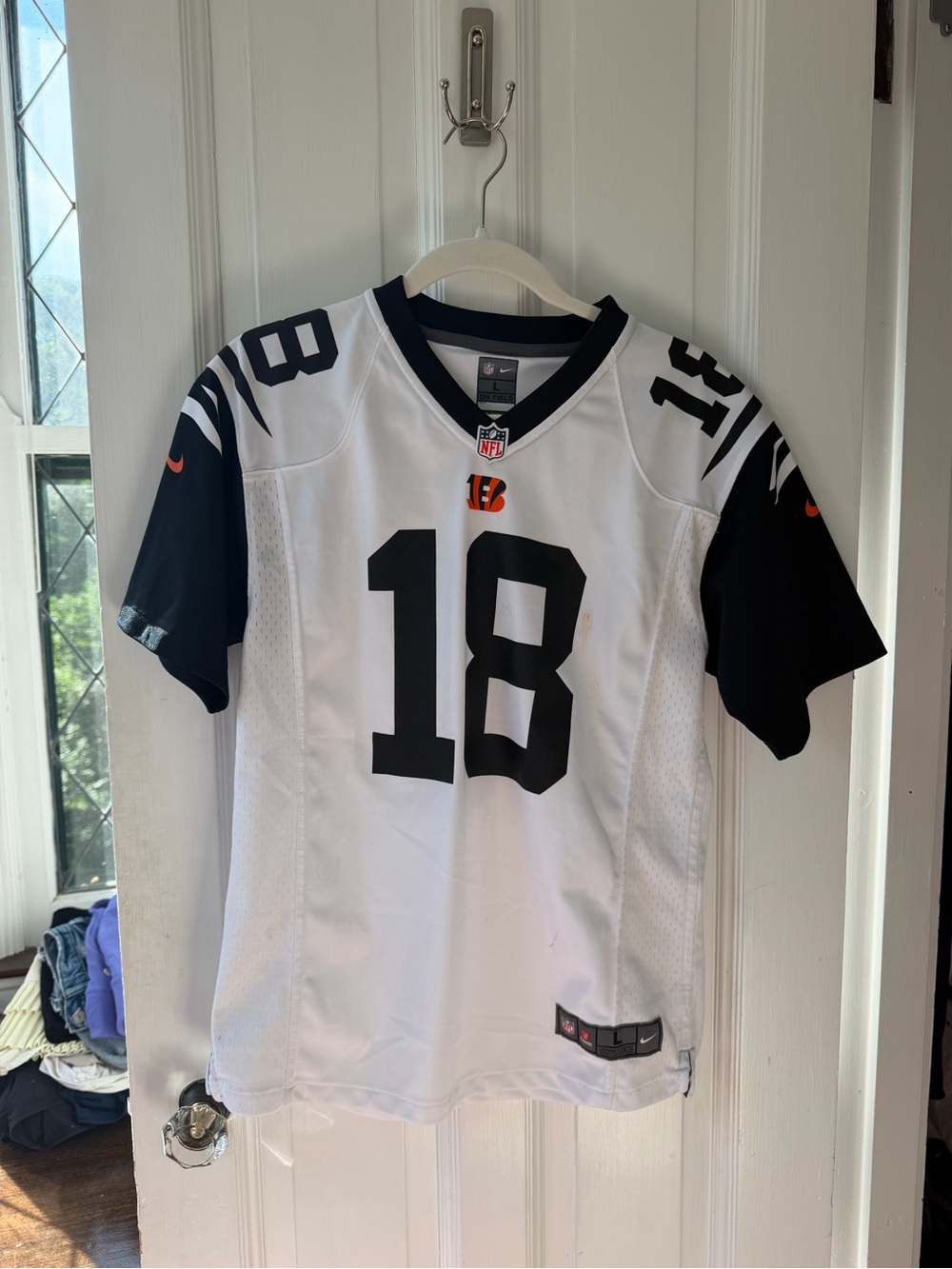 NFL Kids White & Black Cincinnati Bengals AJ Green Number 18 Football Jersey